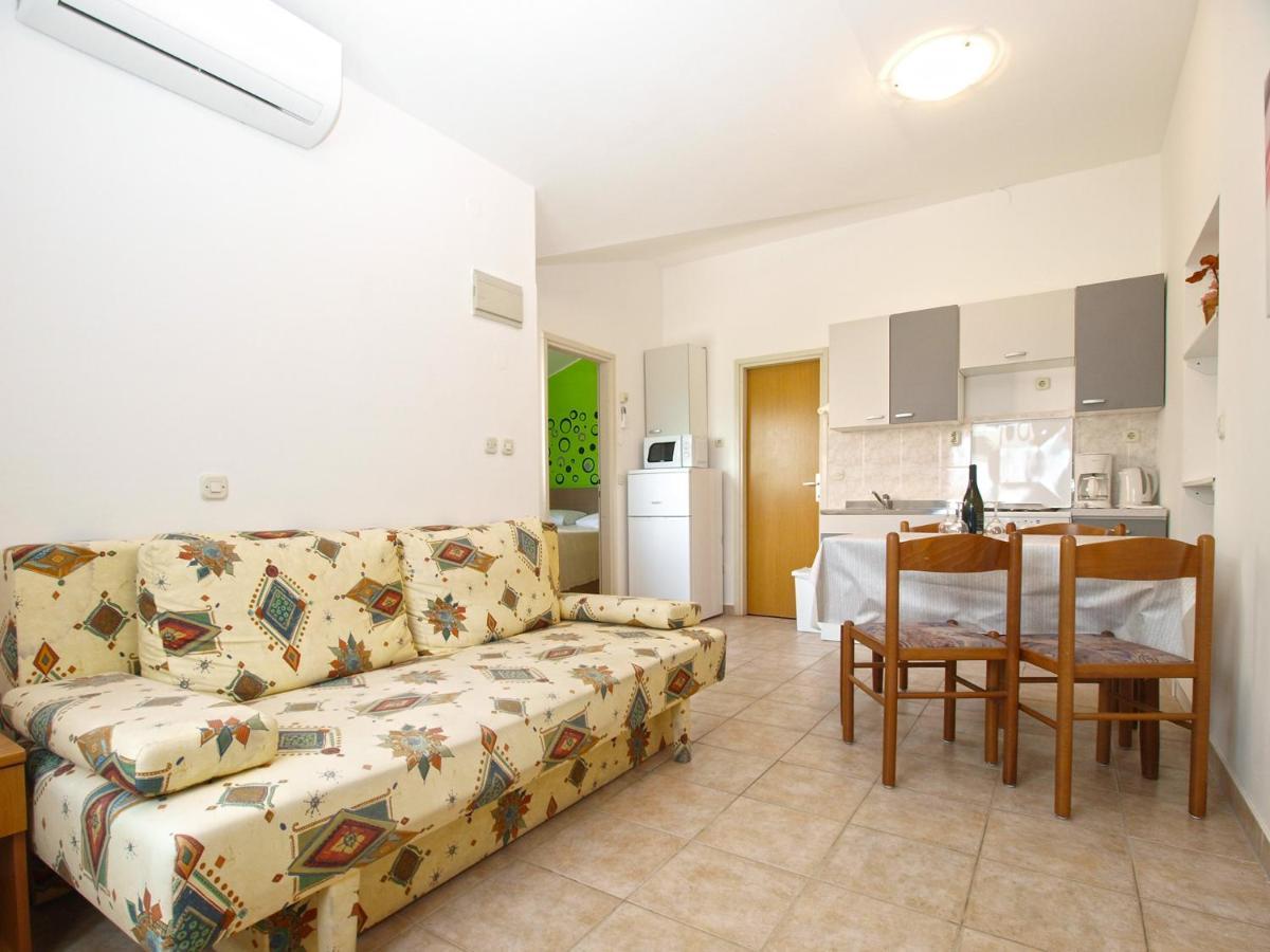 Apartments Biskupije 810 Medulin Eksteriør billede