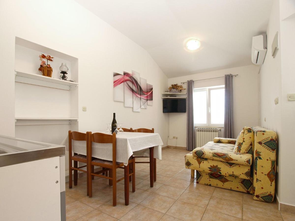 Apartments Biskupije 810 Medulin Eksteriør billede